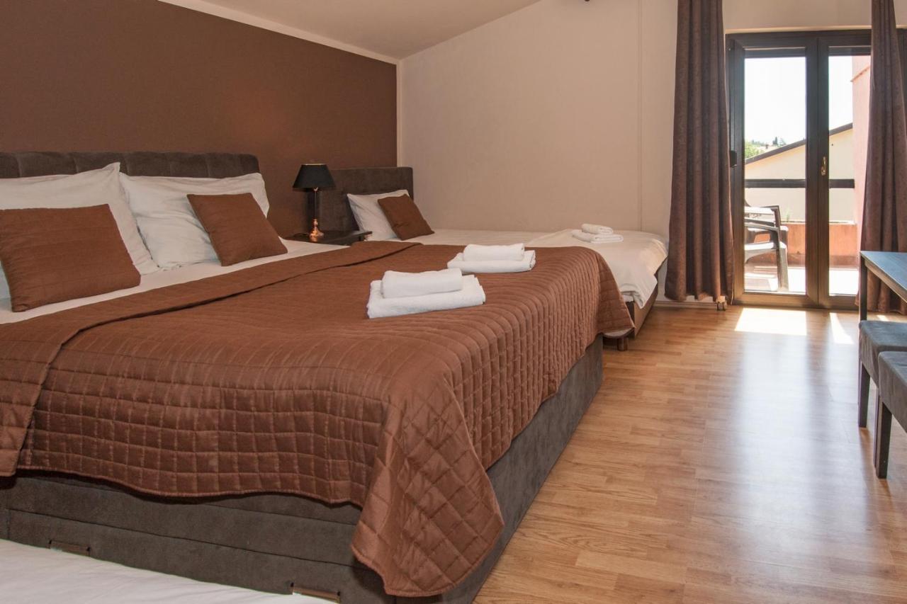 Bed & Breakfast Anita Medulin Eksteriør bilde